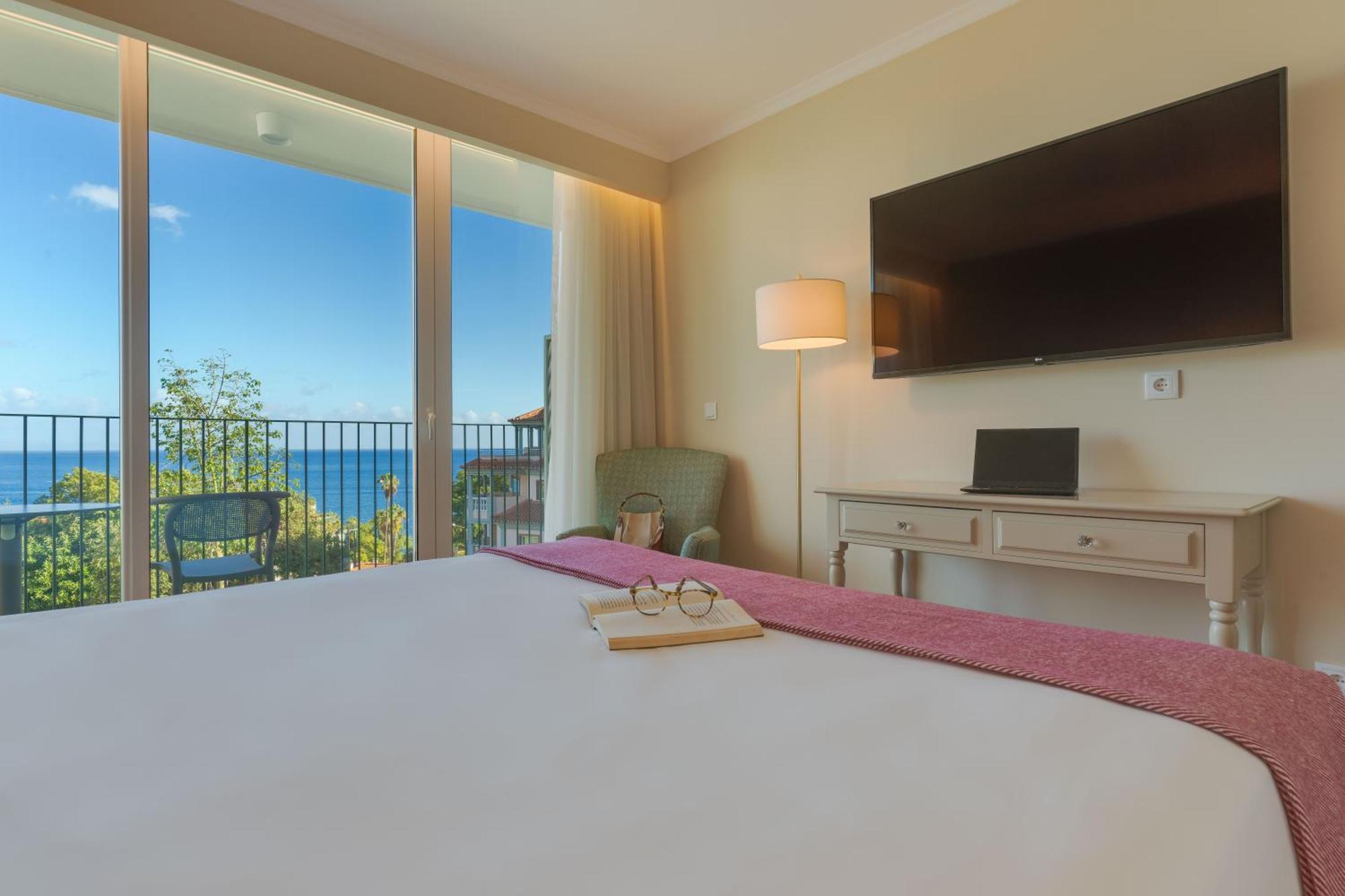 Hotel Pestana Quinta Perestrello Funchal  Esterno foto